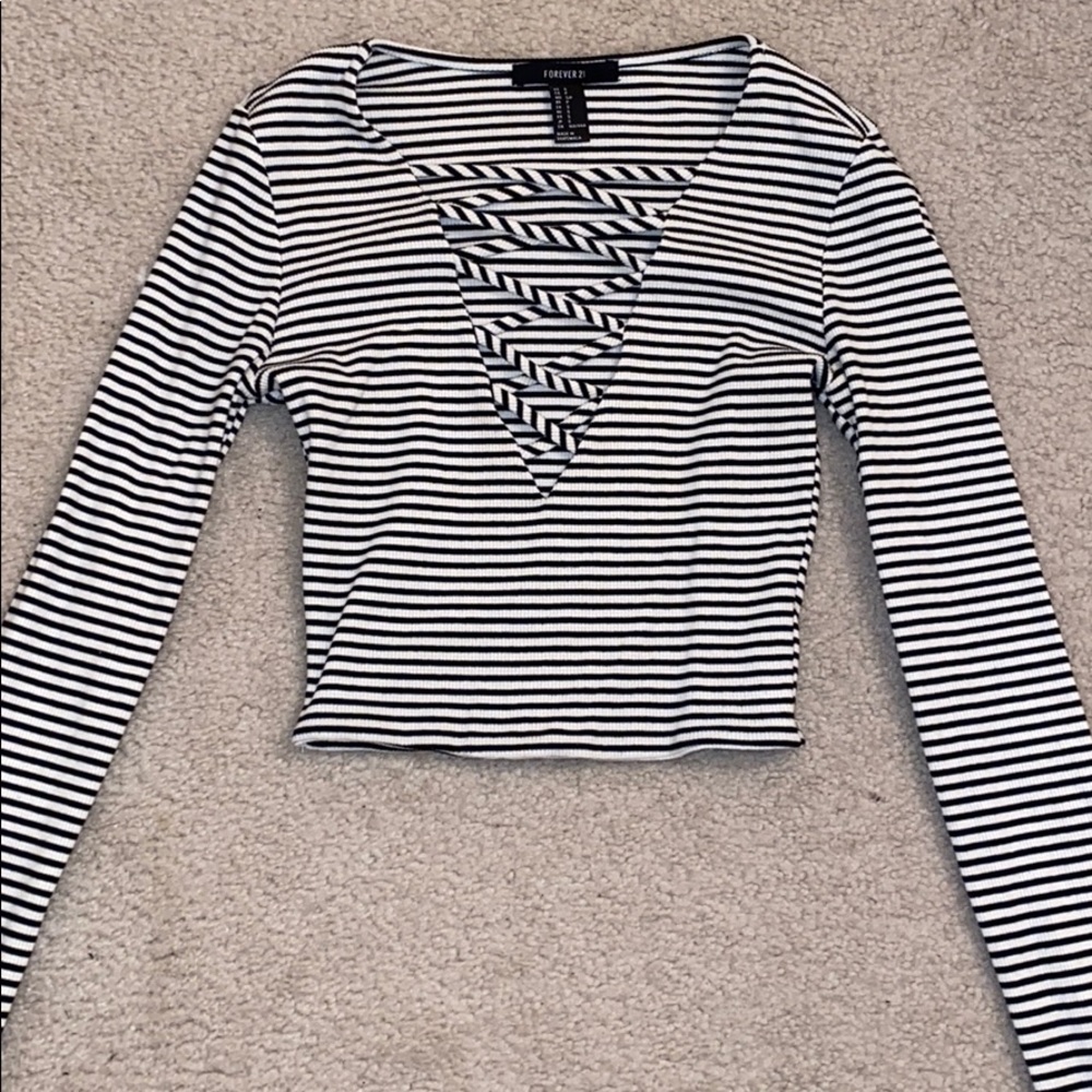 Striped long sleeve crop too